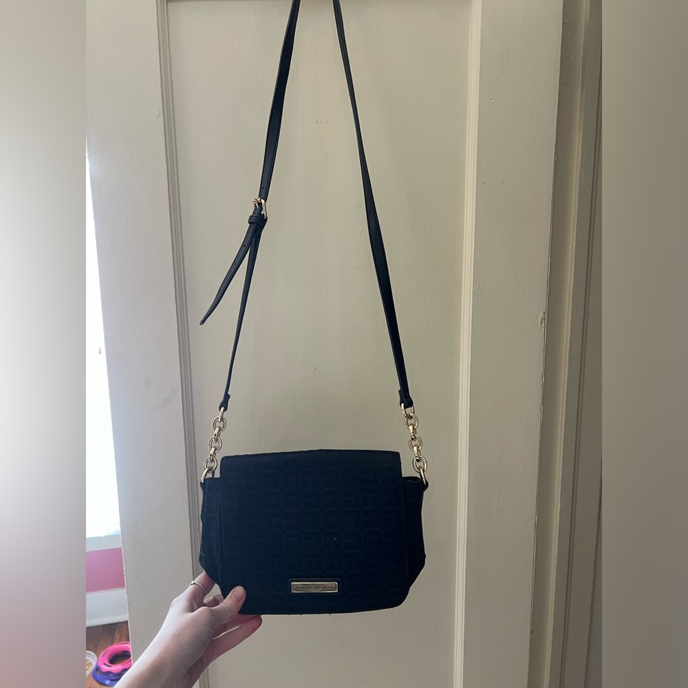 Black Tommy Hilfiger Purse